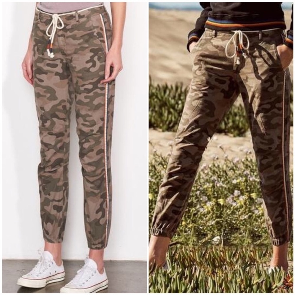 NWT SUNDRY Le Soleil Pants Camo Rainbow Stripe Jogger